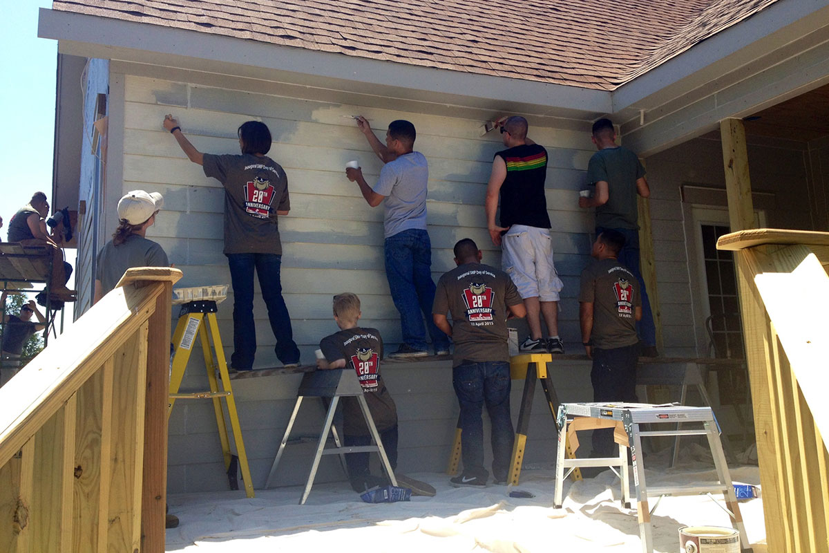 marines painting house