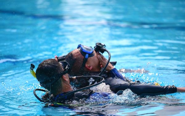 PADI Emergency First Response Primary and Secondary Care