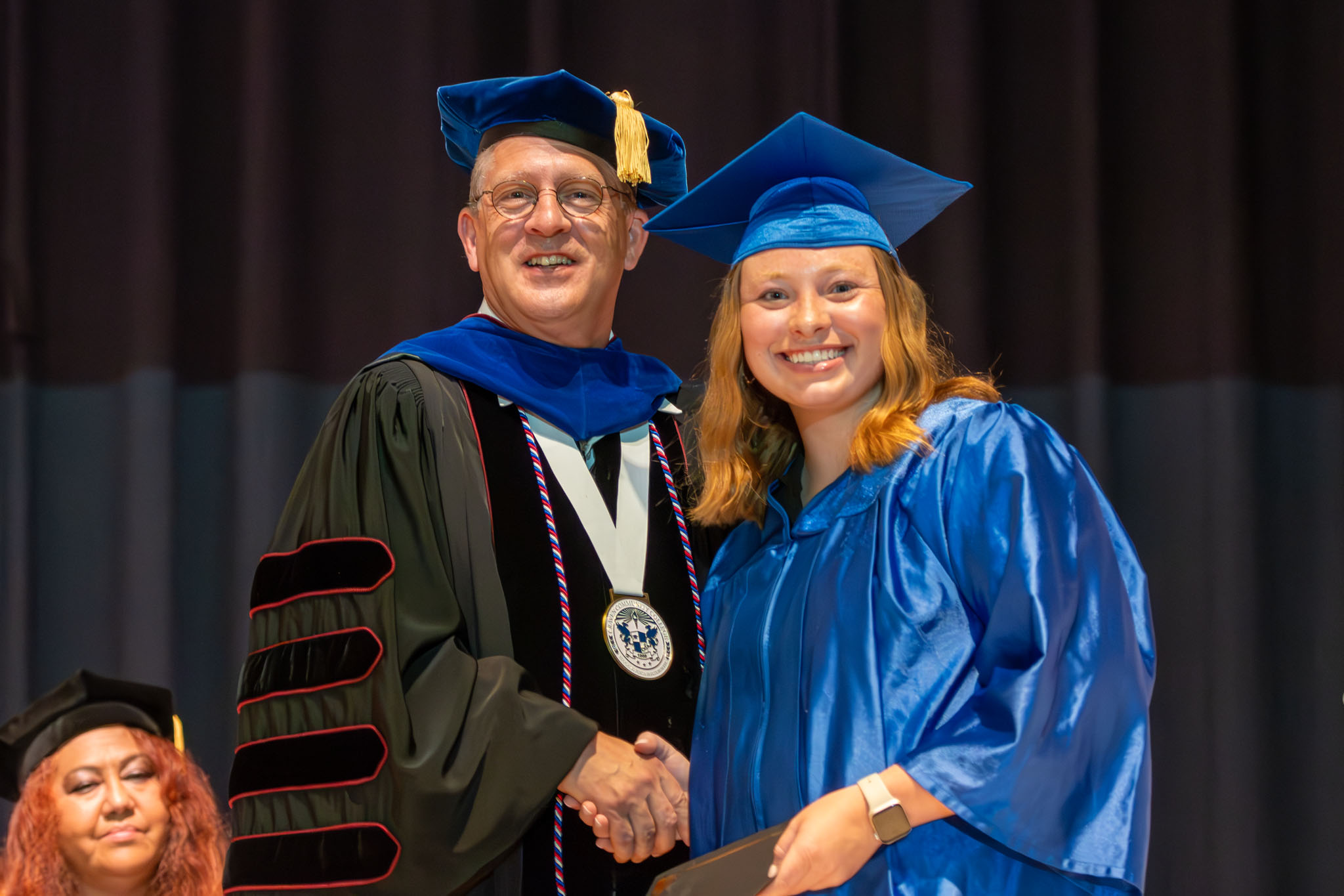 graduation_06jun25-054.jpg