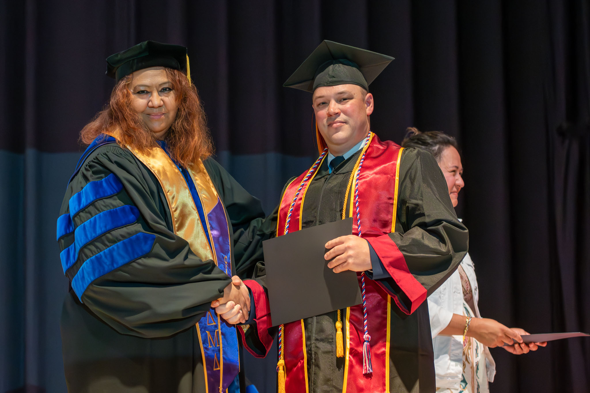 graduation_06jun25-051.jpg