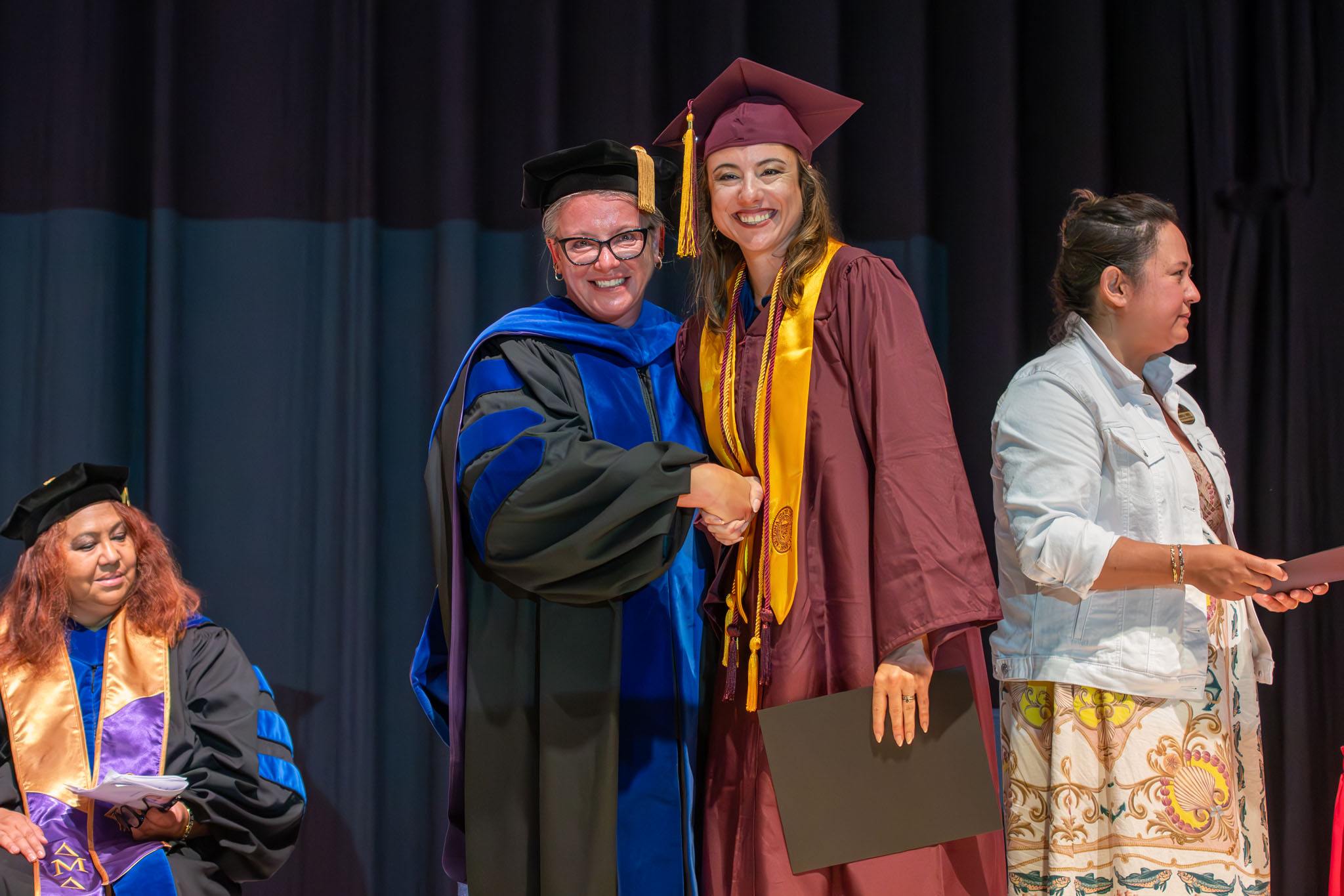 graduation_06jun25-018.jpg