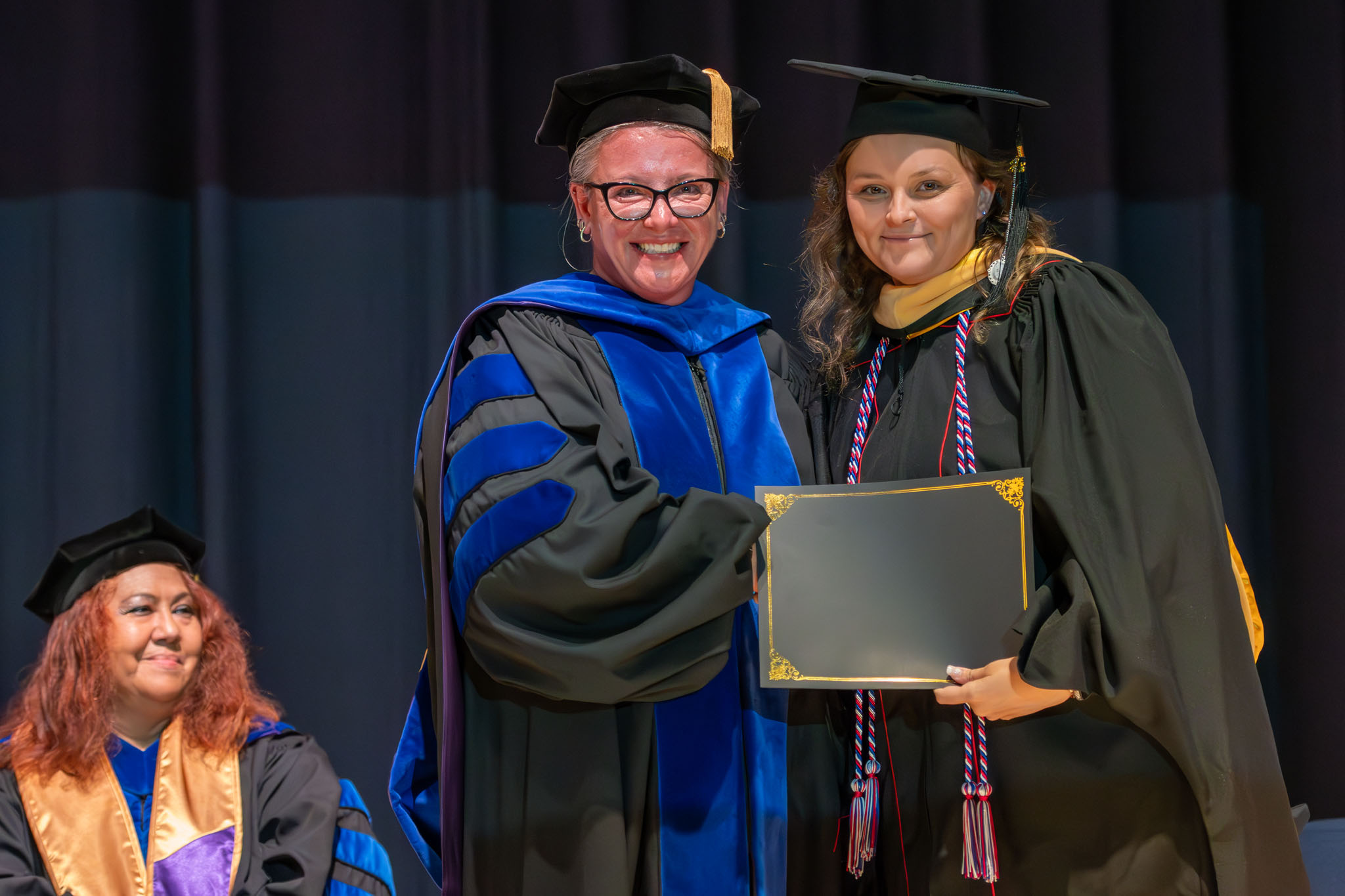 graduation_06jun25-007.jpg