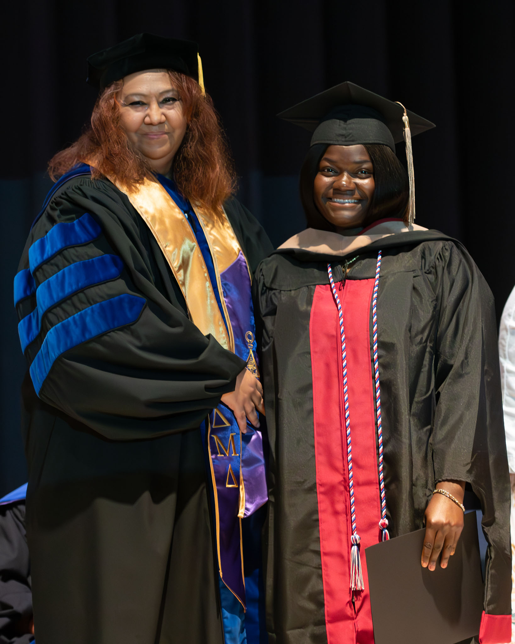 graduation_06jun25-032.jpg