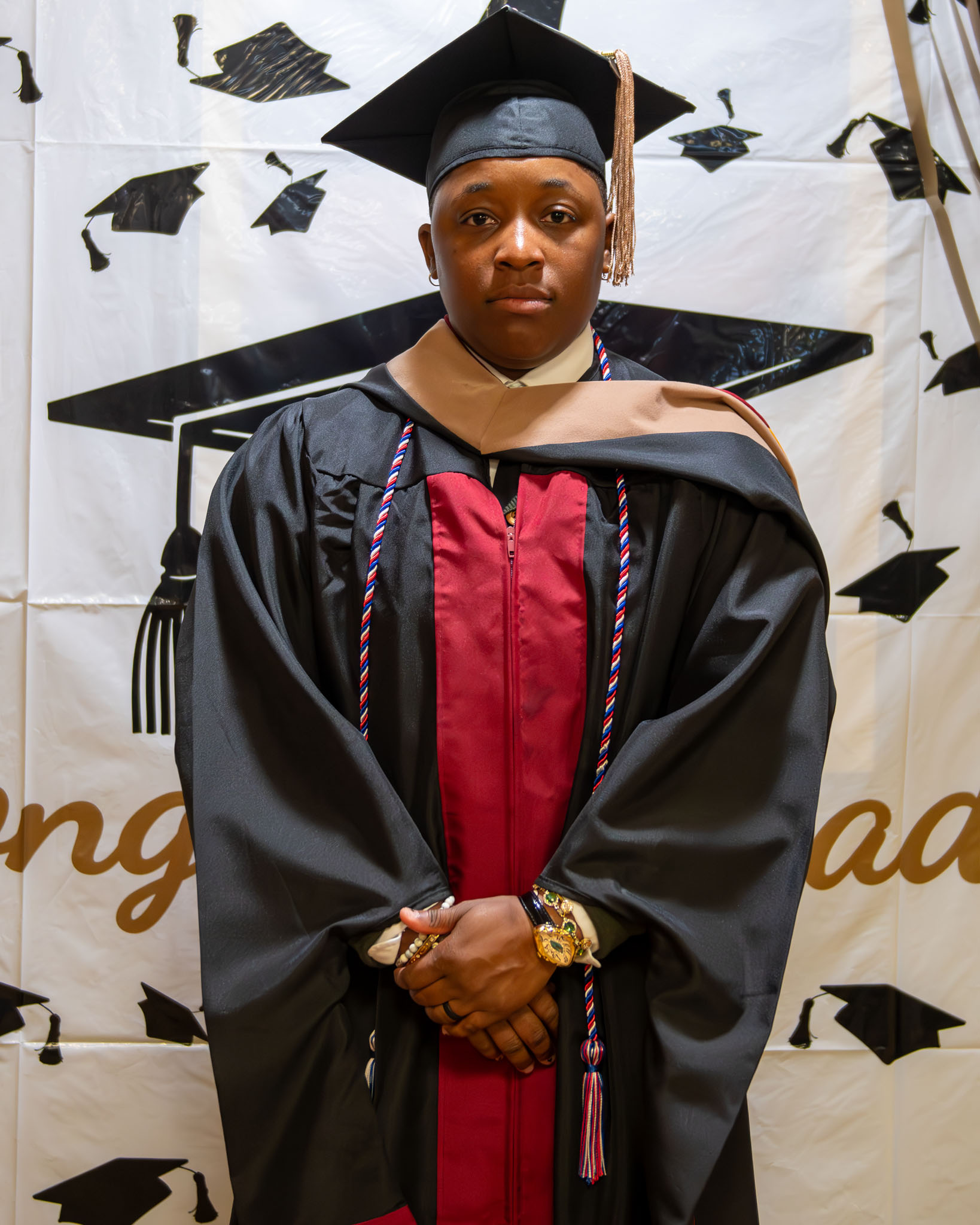 graduation_06jun25-056.jpg