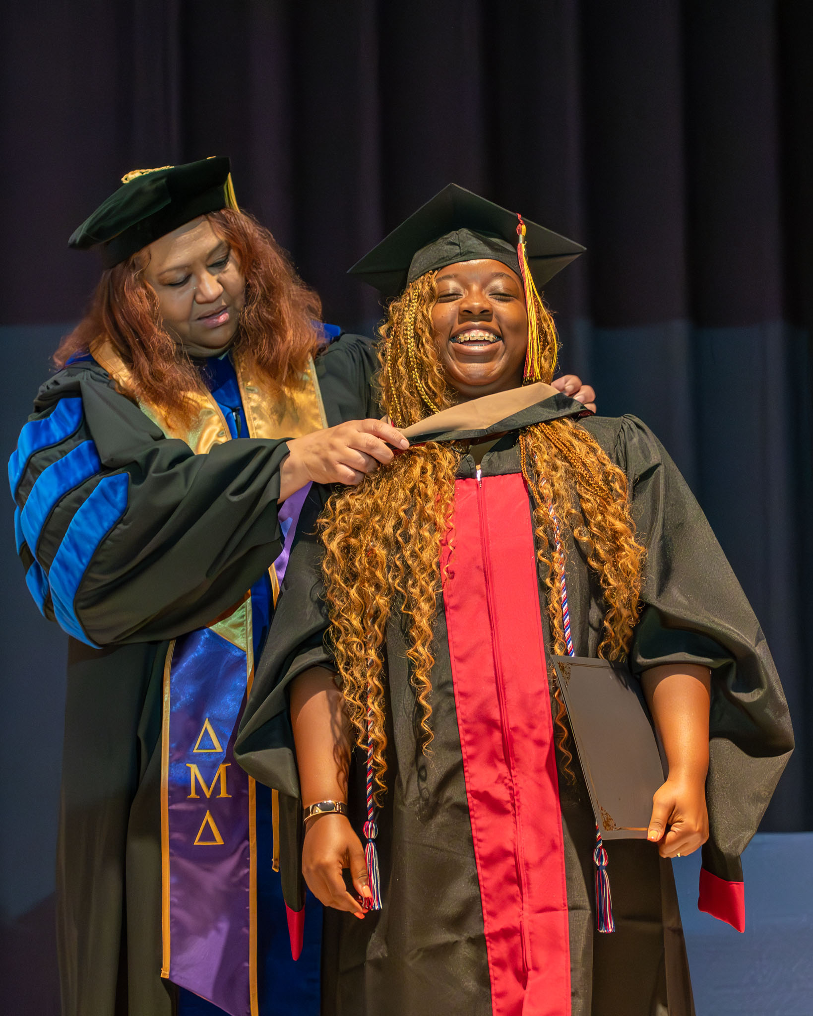 graduation_06jun25-029.jpg
