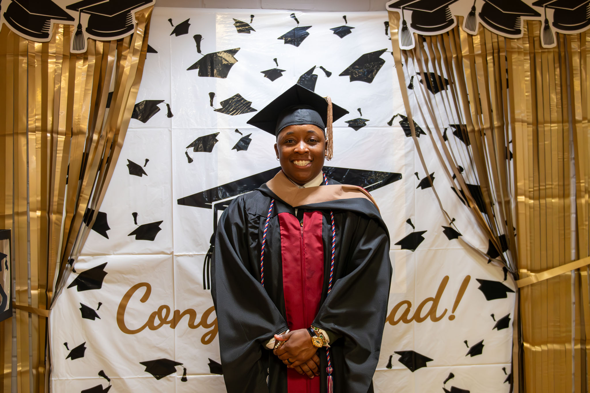 graduation_06jun25-057.jpg