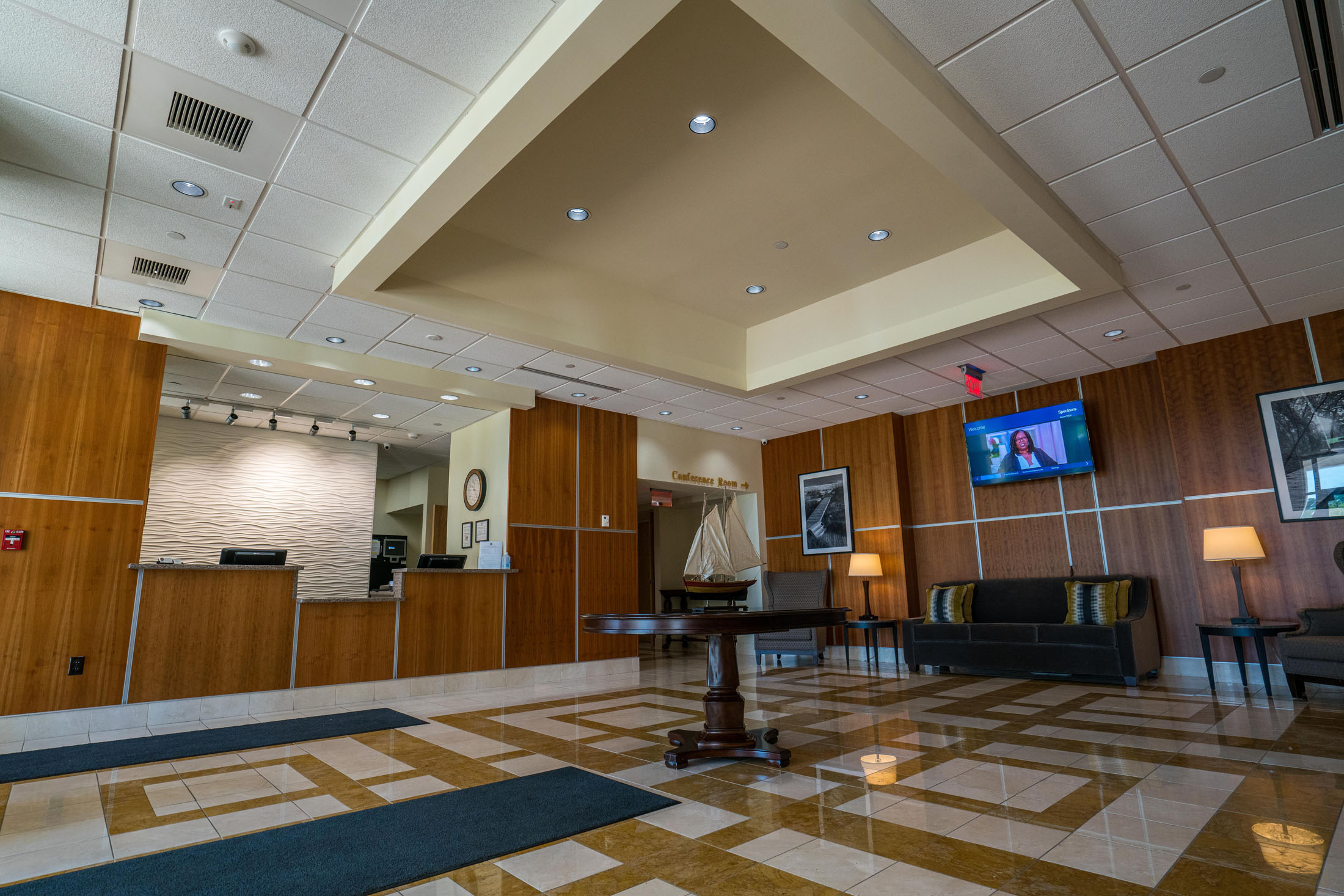 Lobby (1).jpg
